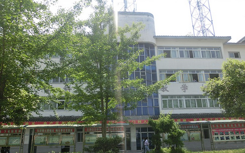 四川育英医养科技技工学校