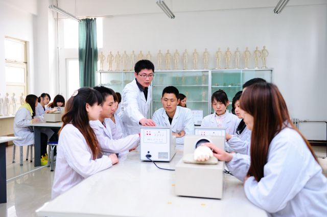 昆明市卫生学校