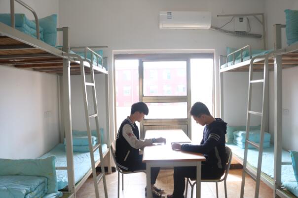 南昌向远轨道技术学校
