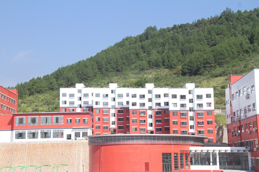 凤冈县中等职业学校简介