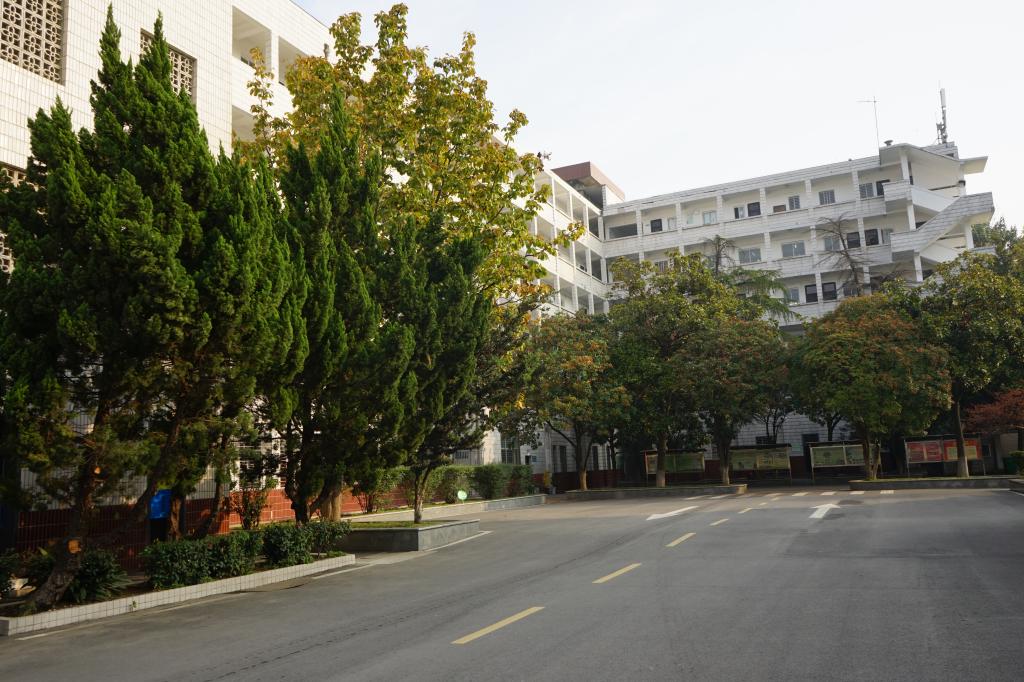 通城县职业技术教育中心简介、介绍