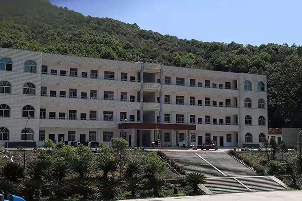 岳阳市新青年职业技术学校环境
