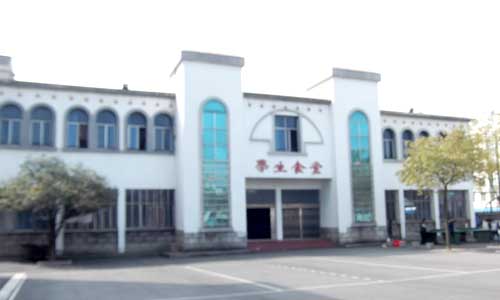 益阳市四通电脑中等专业学校环境