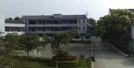 高密市孚日职业中等专业学校