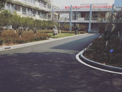 上海工商信息学校环境、学校图片