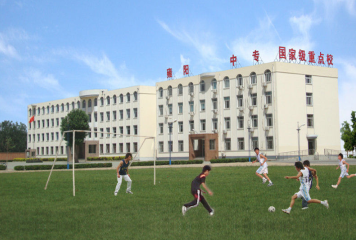 天津市雍阳中等专业学校环境、学校图片