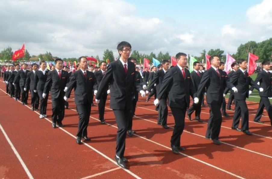 富锦市职业技术学校环境、学校图片