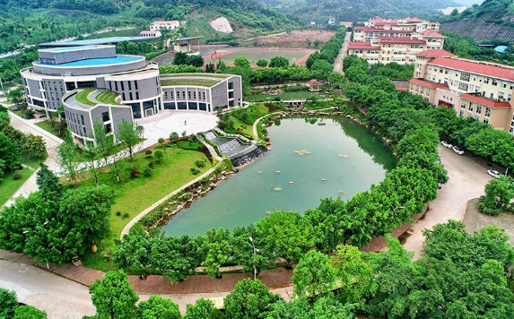 江苏省张家港第三职业高级中学
