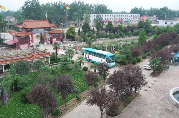 阜阳工业经济学校环境图