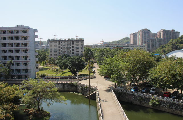 广西商业学校