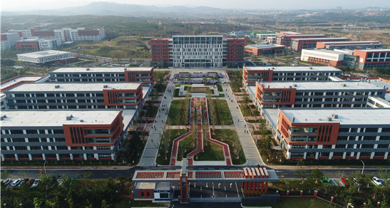 巴彦淖尔职业技术学校