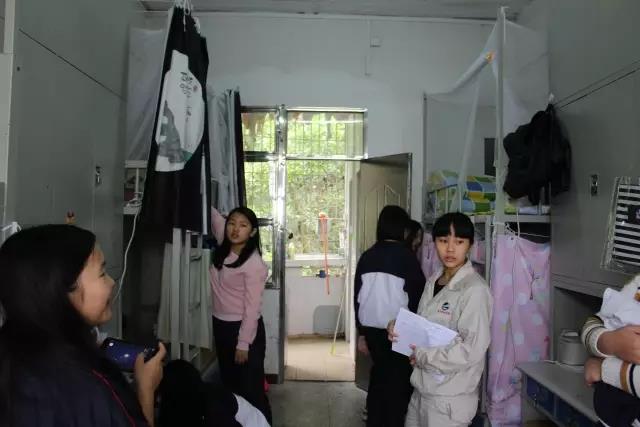 广东电力工业学校寝室环境