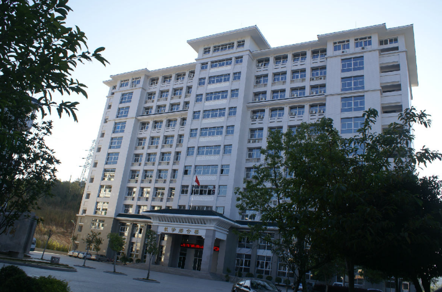 潮州市东方科技学校