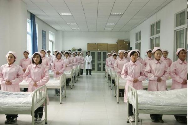 江西鹰潭2020年卫校适合女生学吗