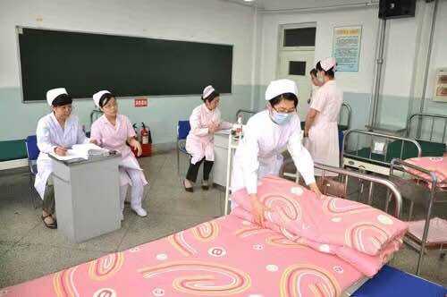 重庆适合女生的中专学校