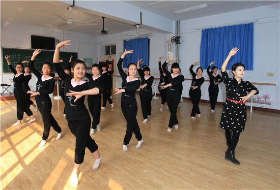 重庆中专学校有什么专业适合女生