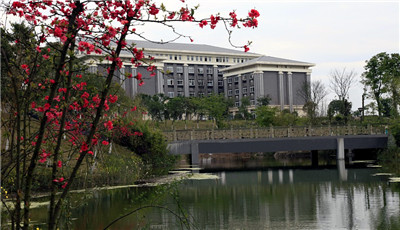重庆能源职业学院注意事项
