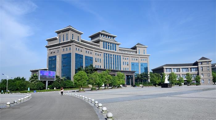 重庆市医药卫生学校
