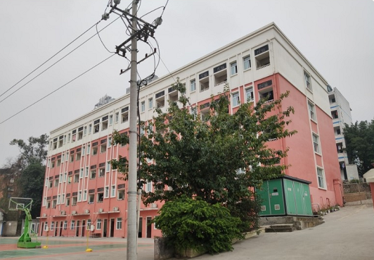 重庆永川民进卫校